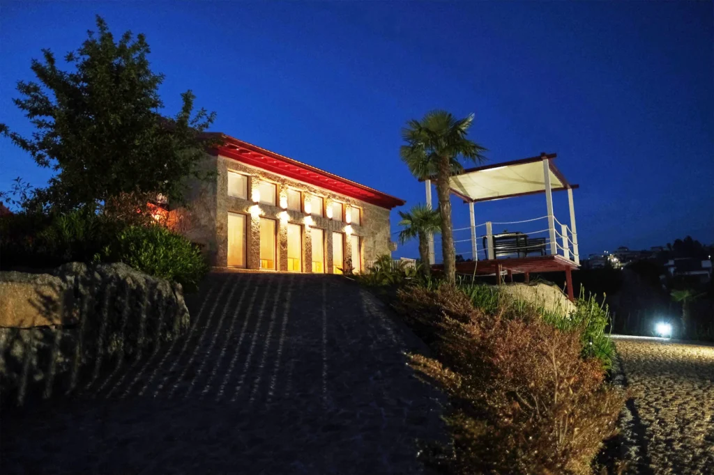 turismo-rural-santo-tirso-casa-do-varandao-vista-noite