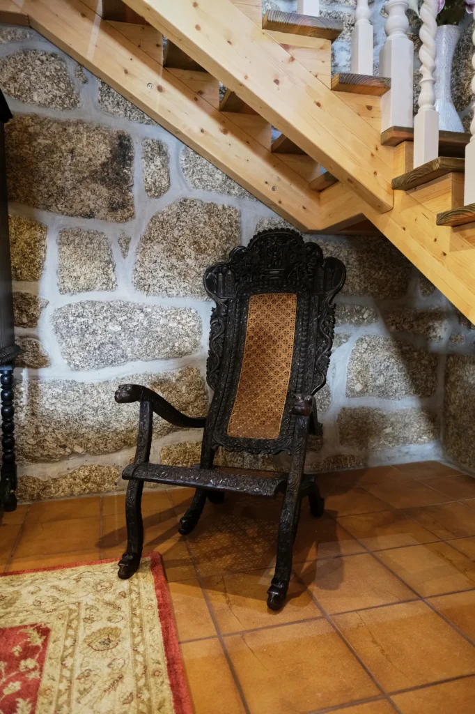 alojamento-local-santo-tirso-casa-do-senhorio-cadeira-perto-de-guimaraes